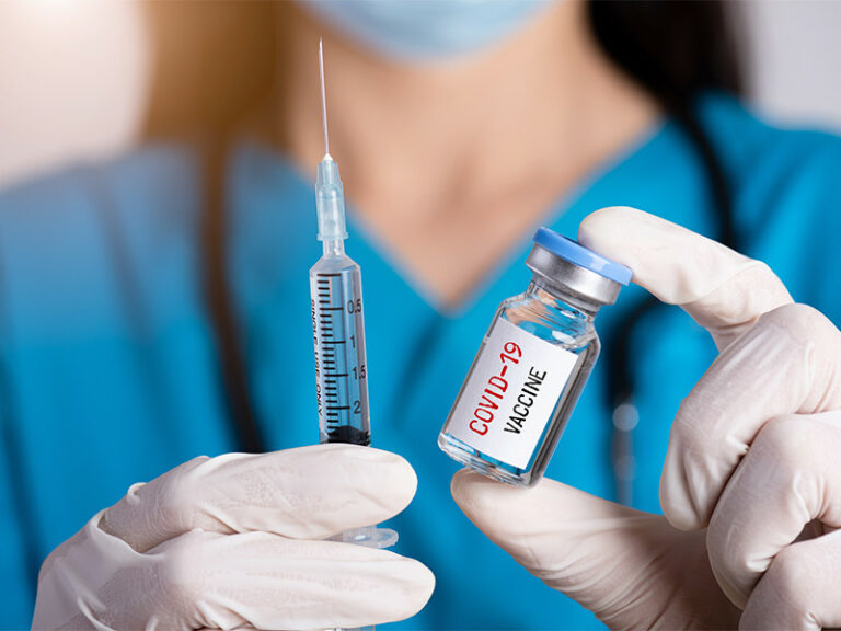 Массовая вакцинация –путь к снятию ограничений