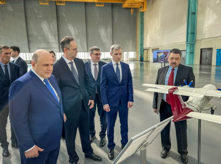 Специалистов для Смоленского авиационного завода будут готовить на базе МАИ и СмолГУ