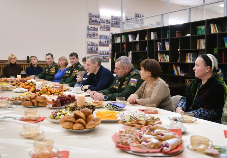 Губернатор Смоленской области встретился с участниками СВО и их семьями