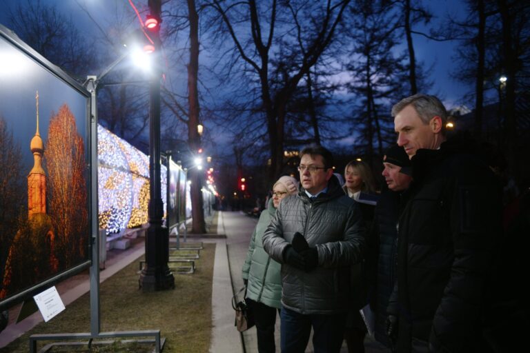 В Москве на Тверском бульваре открылась фотовыставка, посвящённая Смоленской области